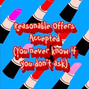 Reasonable Offers Accepted. 👕👗👢🧣🩱Bundles earn % off and shipping discounts!